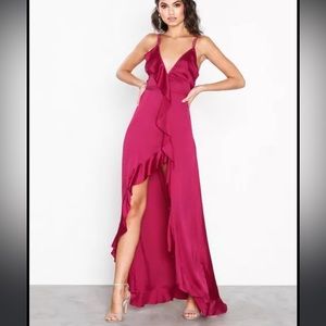 For Love and Lemons - Fuschia ruffled dress